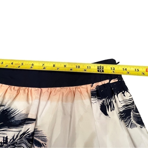 Banana Republic Palm Tree Skirt, Size 0 - Picture 7 of 11